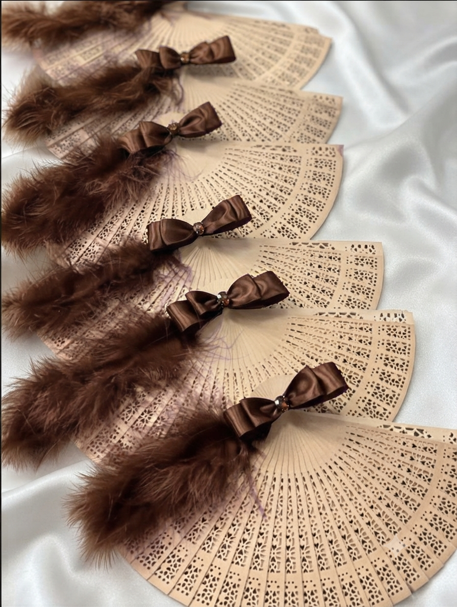 LOT DE 5 ÉVENTAILS POUR FILLES D'HONNEUR – ÉLÉGANCE ET HARMONIE