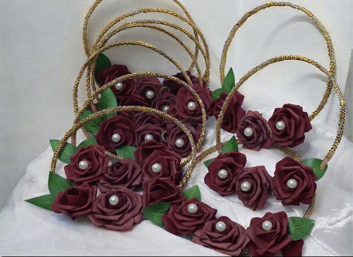 🎀 PACK DE 5 CERCEAUX FLORAUX – FILLES D’HONNEUR